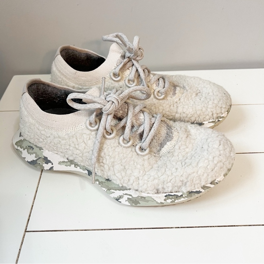 Allbirds Wool Dasher Fluffs Natural White with Cloud Pixel Size 7.5
